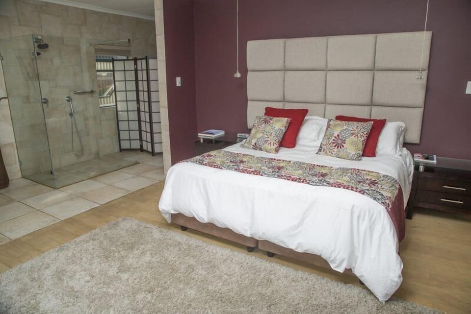 Grand Double Room | In-room safe, individually decorated, individually furnished, desk