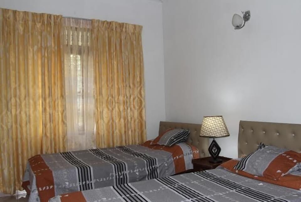 Family Room | Premium bedding, free WiFi