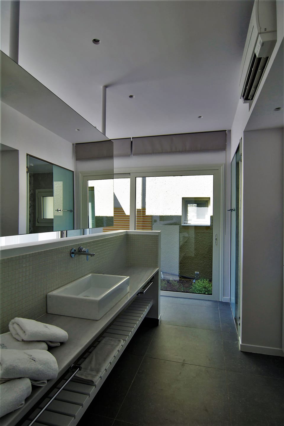 Deluxe Suite, Private Pool (Lavender) | Bathroom | Shower, designer toiletries, hair dryer, towels