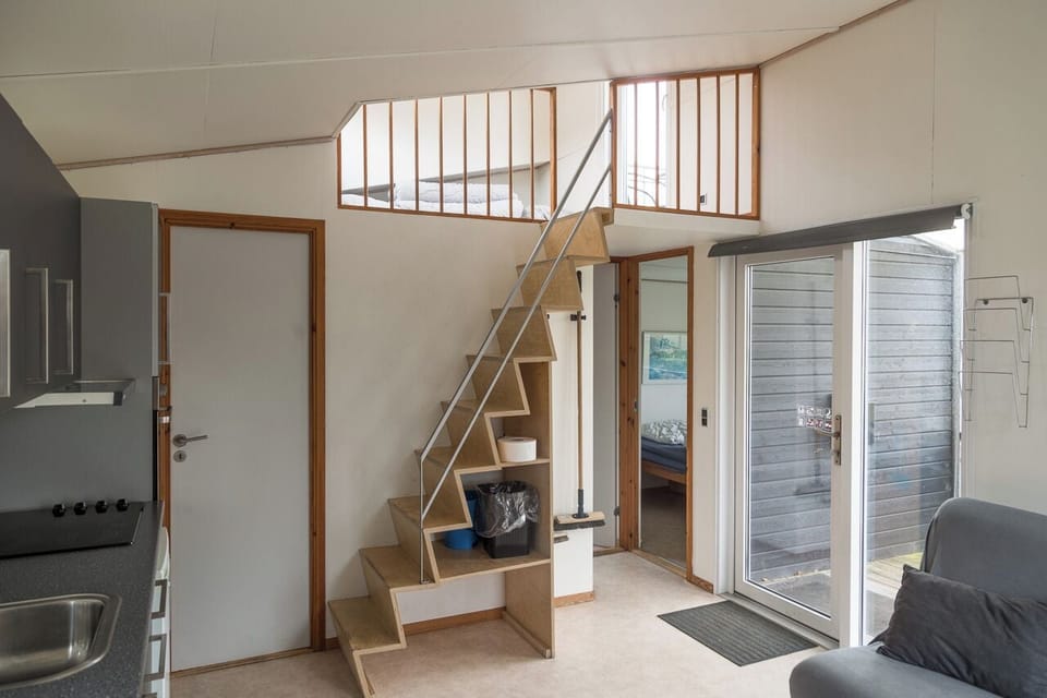 House, 2 Bedrooms, Kitchenette | Living area | Flat-screen TV