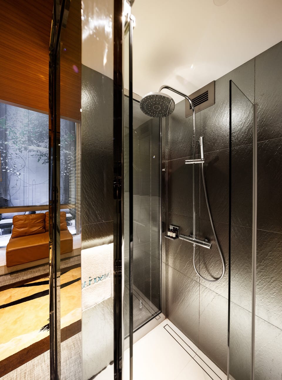 Loft Terrace Room (One Large Double Bed) | Bathroom shower