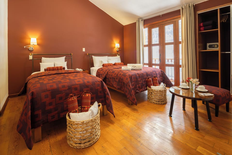 Twin Room, 2 Twin Beds | Premium bedding, down comforters, in-room safe, desk
