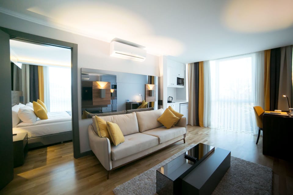 Traditional Suite, 1 Bedroom | View from room