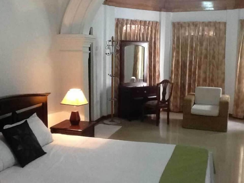 In-room safe, desk, blackout drapes, free WiFi