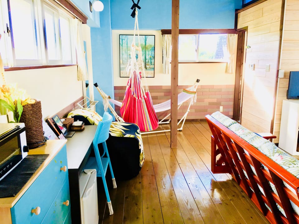 Blue Room, Non Smoking, Ocean View | Room amenity