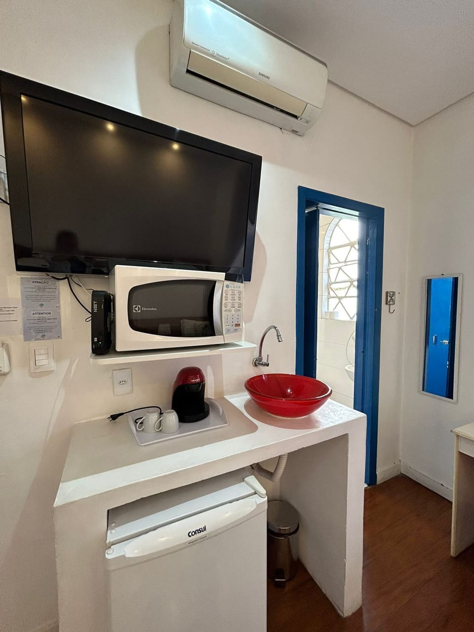 Quarto Comfort Plus | Microwave