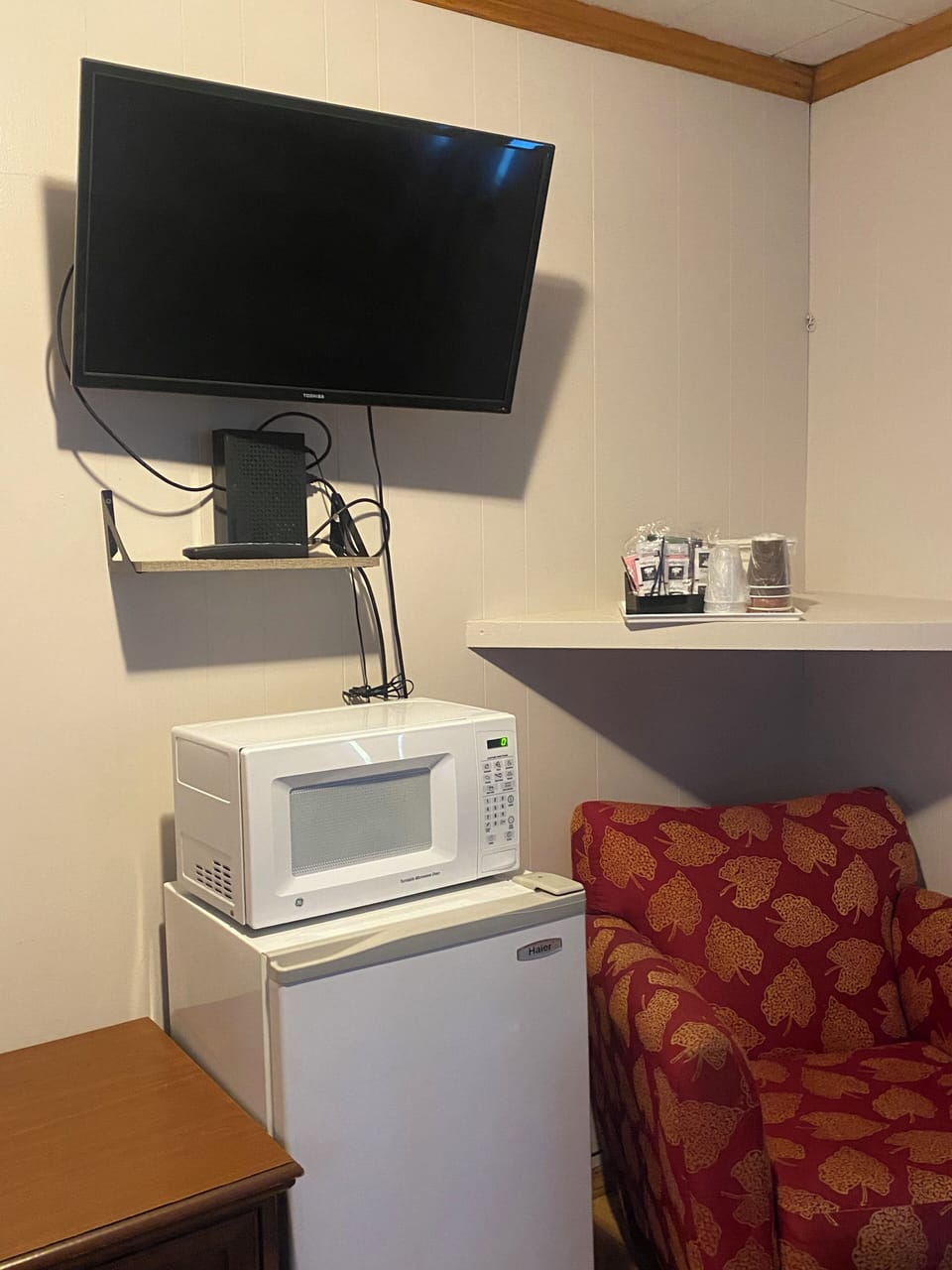 Iron/ironing board, free WiFi