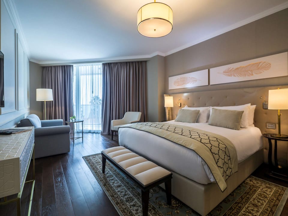 Premium bedding, pillowtop beds, in-room safe, individually decorated