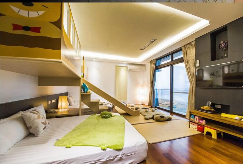 Family Room, 2 Double Beds, Balcony, Tower | Premium bedding, soundproofing, cribs/infant beds, free WiFi
