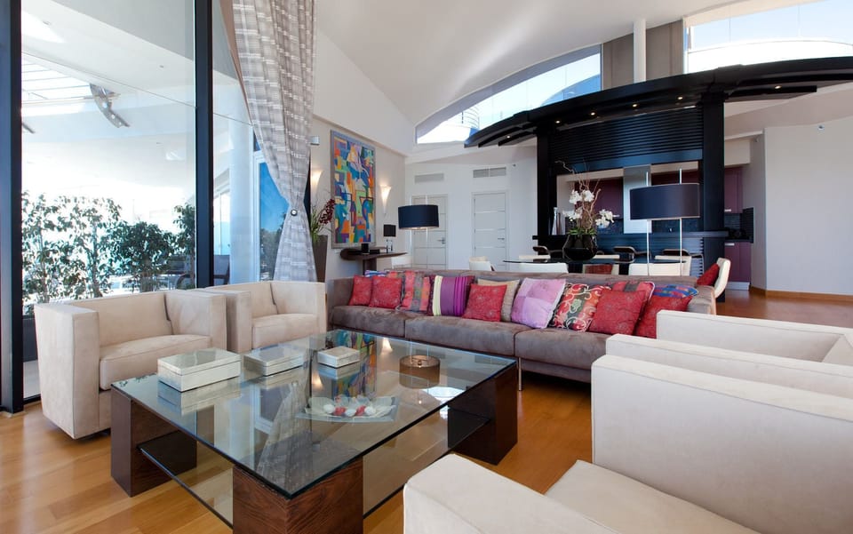 Deluxe Double Room, Sea View | Premium bedding, down comforters, Select Comfort beds, minibar