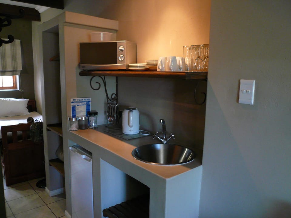 Herehuis Family Stable Unit 2 | In-room safe, individually furnished, iron/ironing board, free WiFi