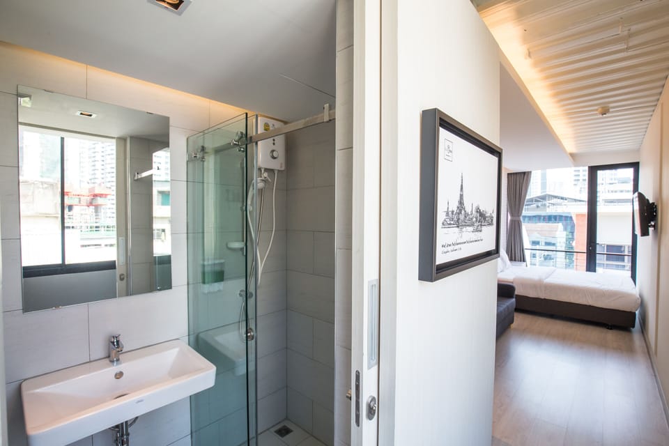 Double Sweet Box | Soundproofing, iron/ironing board, free WiFi, bed sheets