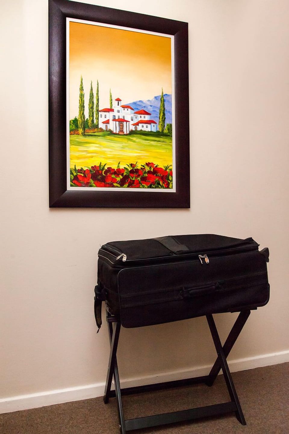 Deluxe Double or Twin Room, 1 Bedroom | In-room safe, individually decorated, individually furnished, desk