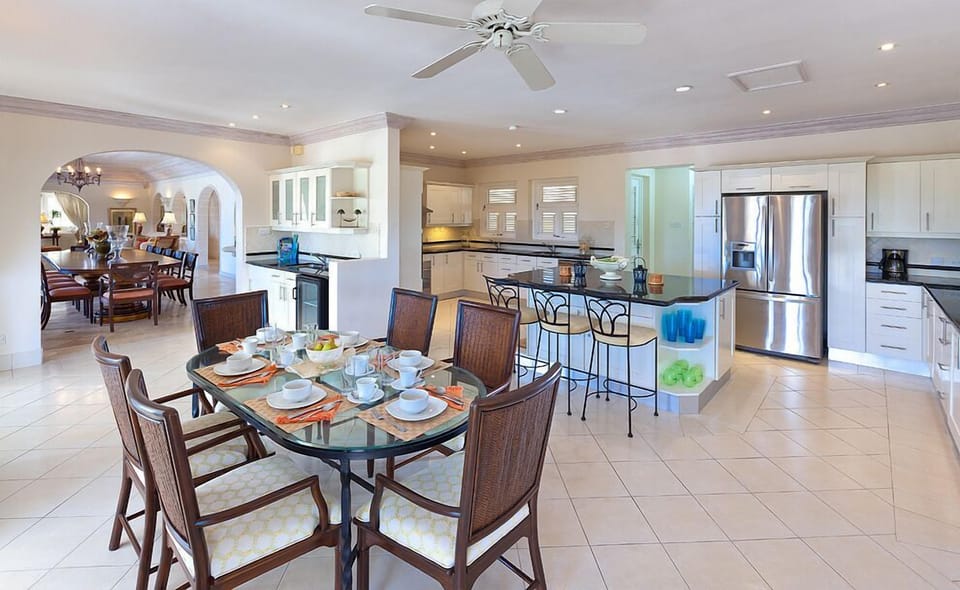 Luxury Villa, 5 Bedrooms, Private Pool, Garden View | Private kitchen | Fridge, microwave, stovetop, dishwasher
