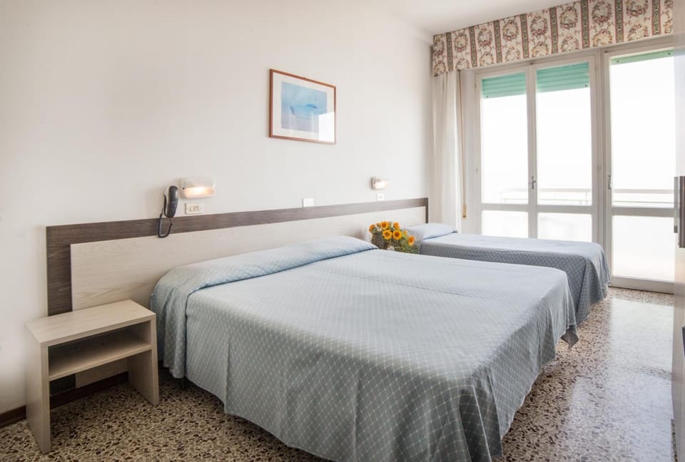Egyptian cotton sheets, in-room safe, desk, free WiFi
