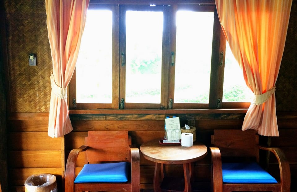 Villa With Fan | Interior detail