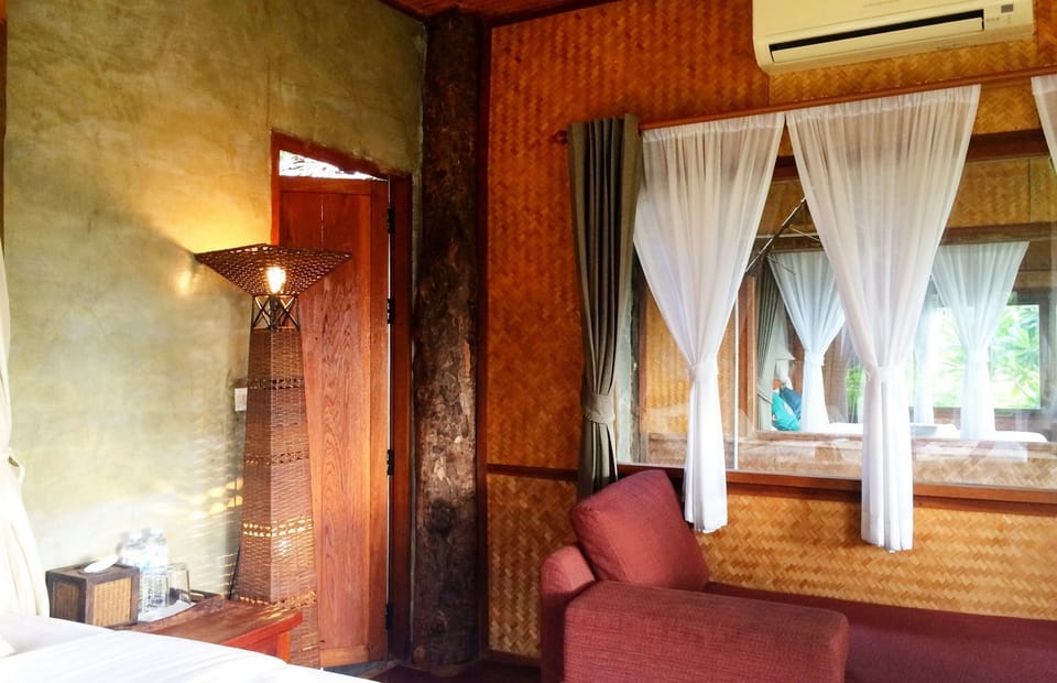Villa With A/C (Chomjan House) | Desk, free WiFi