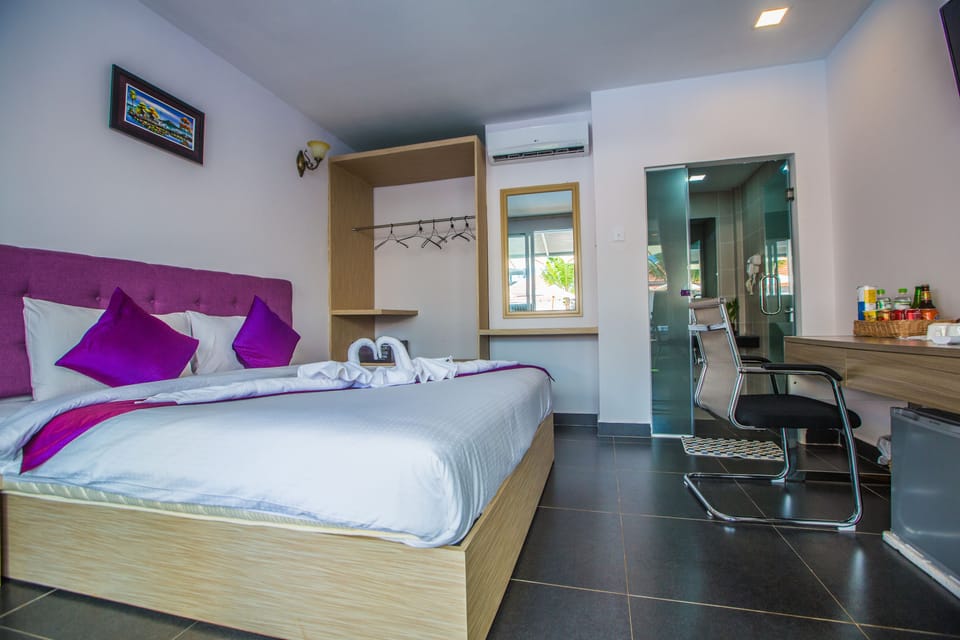 Standard Double Room  | In-room safe, desk, iron/ironing board, free WiFi