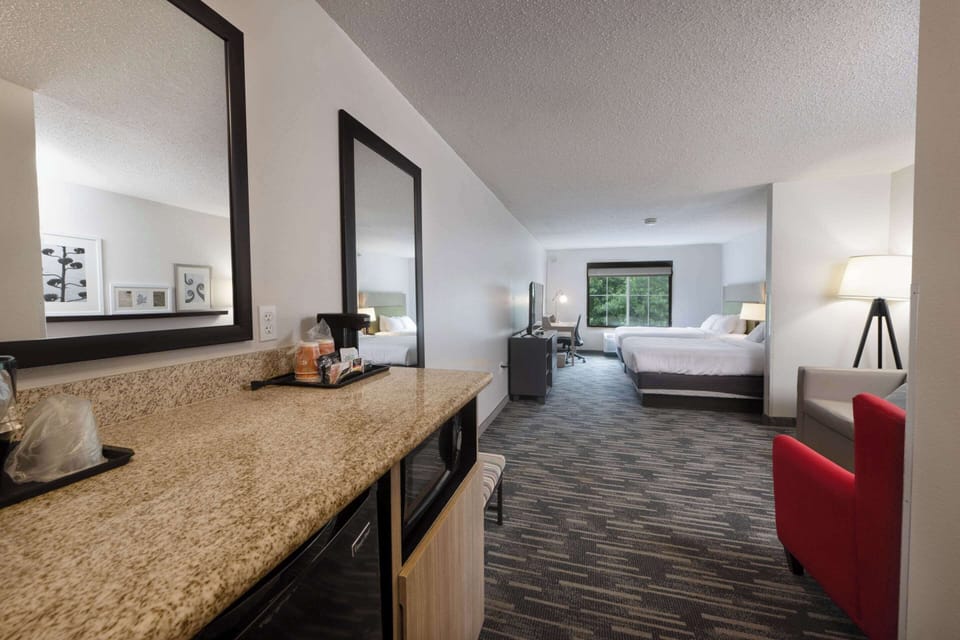 Studio Suite, 2 Queen Beds, Non Smoking | Premium bedding, pillowtop beds, individually decorated