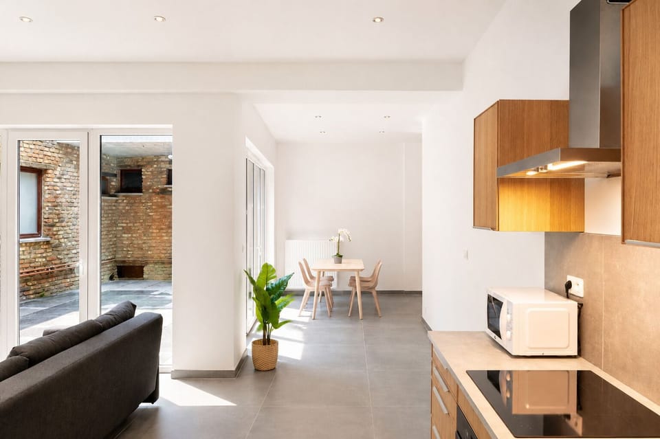 Apartment, 1 Bedroom, Terrace | Premium bedding, soundproofing, iron/ironing board, WiFi (free)