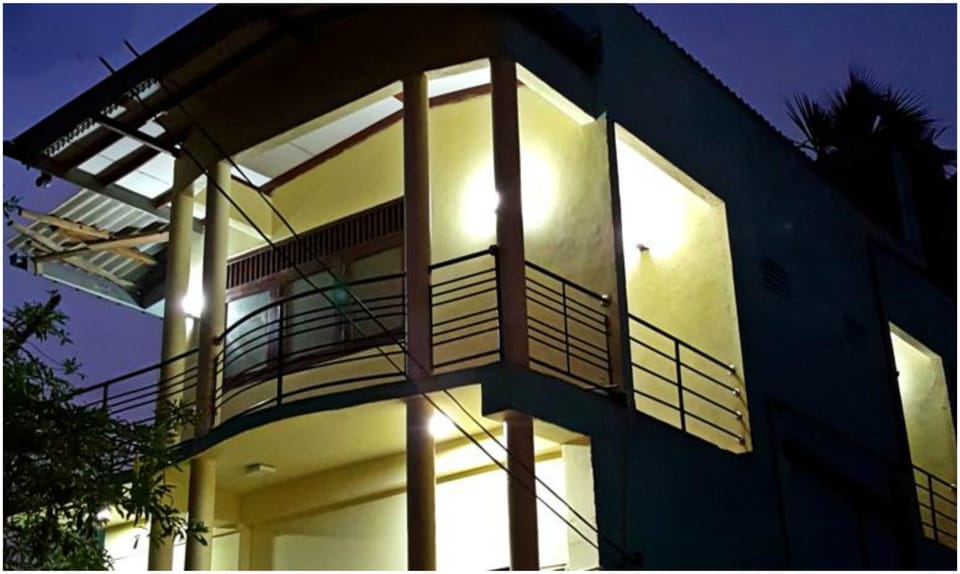 City Center Lodge Hotel in Sri Lanka