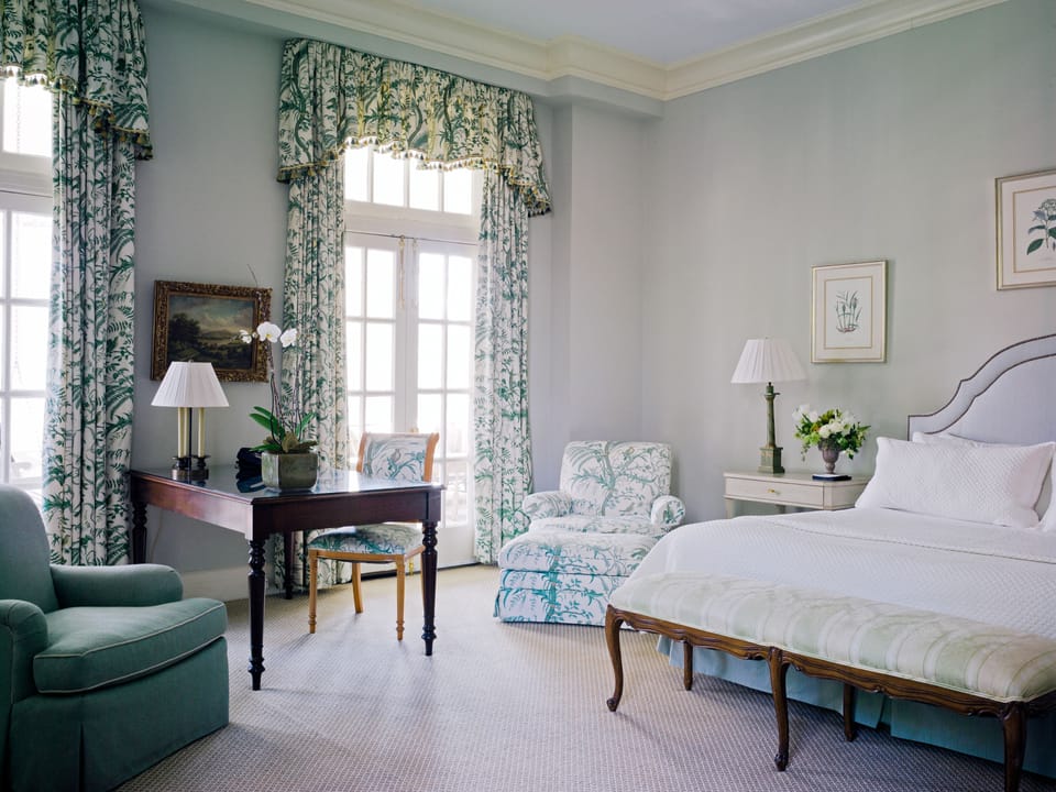 Luxury Room, 1 Bedroom, Private Bathroom | 1 bedroom, in-room safe, desk, iron/ironing board