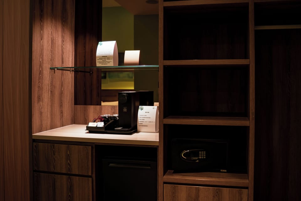 Room amenity