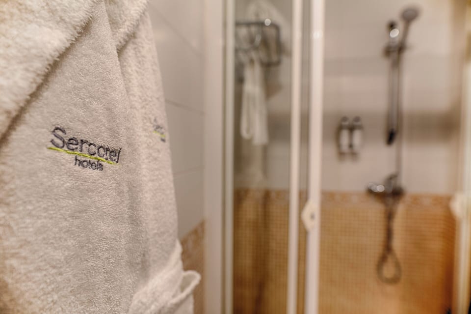 Superior Room, Terrace, City View | Premium bedding, minibar, in-room safe, desk