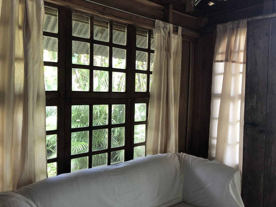 Traditional Bungalow, 1 Bedroom, Garden View | Individually furnished, bed sheets