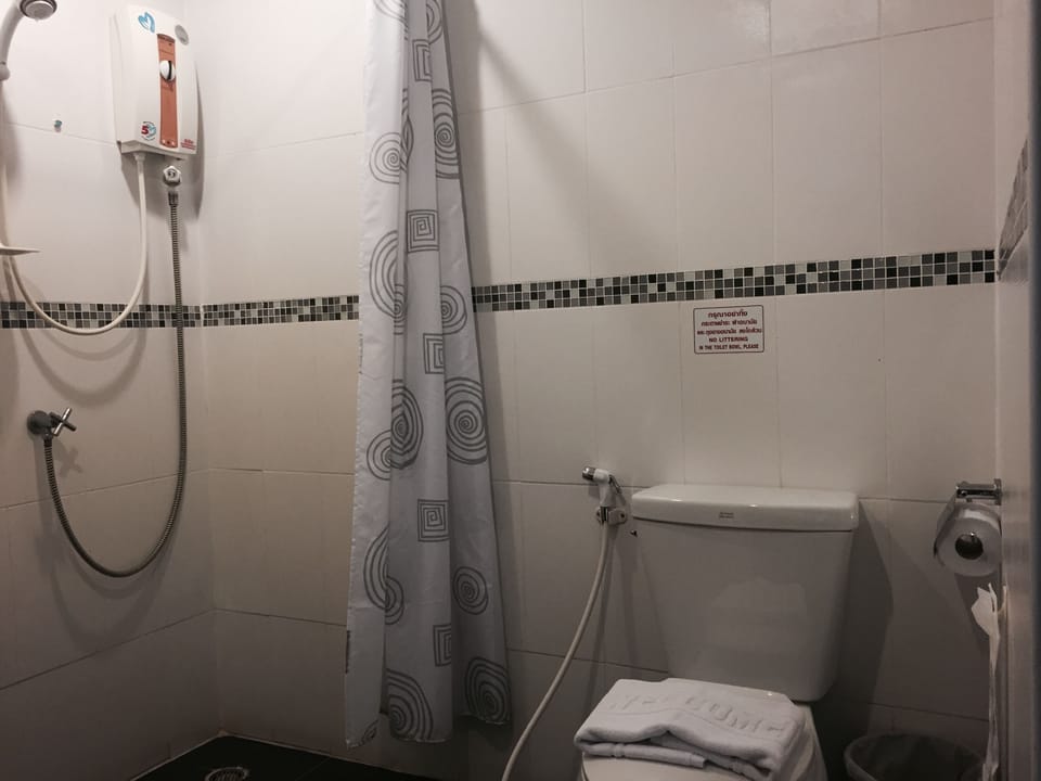 Bathroom shower