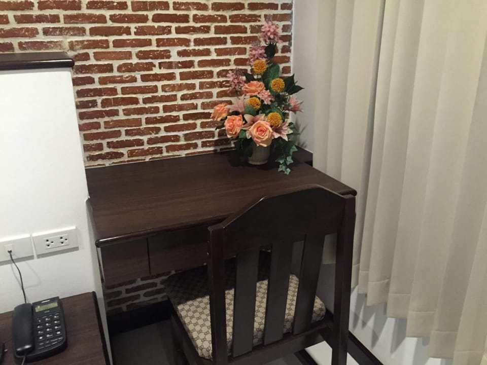 Minibar (free items), in-room safe, desk, blackout drapes