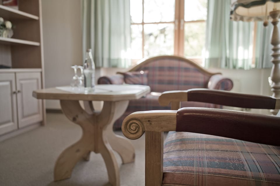Luxury Double Room, 1 Bedroom, Mountainside | Living area | Flat-screen TV