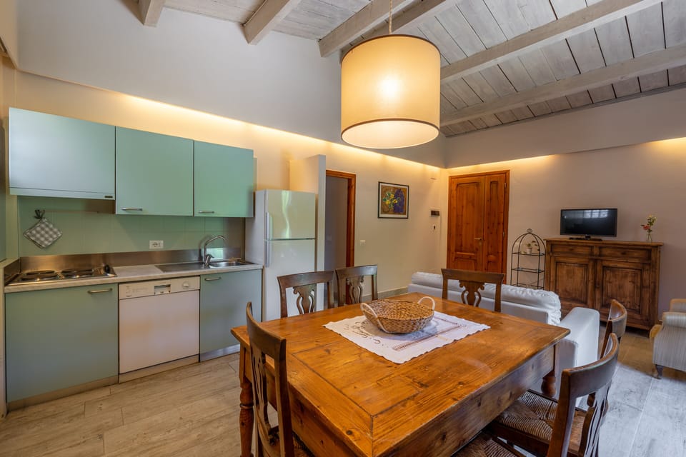 Comfort Apartment, 2 Bedrooms, Terrace | Living area