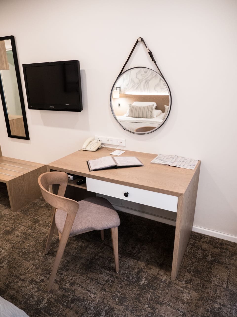 Premium bedding, in-room safe, individually decorated