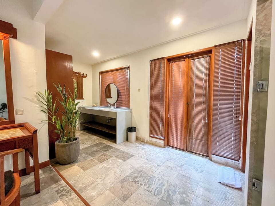 Villa, Private Pool | Minibar, in-room safe, desk, laptop workspace