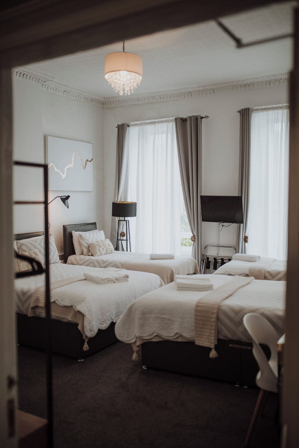 Standard Suite, Ensuite | Iron/ironing board, free cribs/infant beds, free WiFi, bed sheets