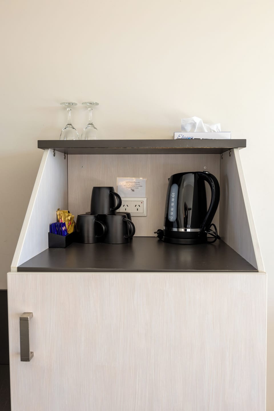 Seaview Family Suite | Iron/ironing board, free WiFi, bed sheets, alarm clocks