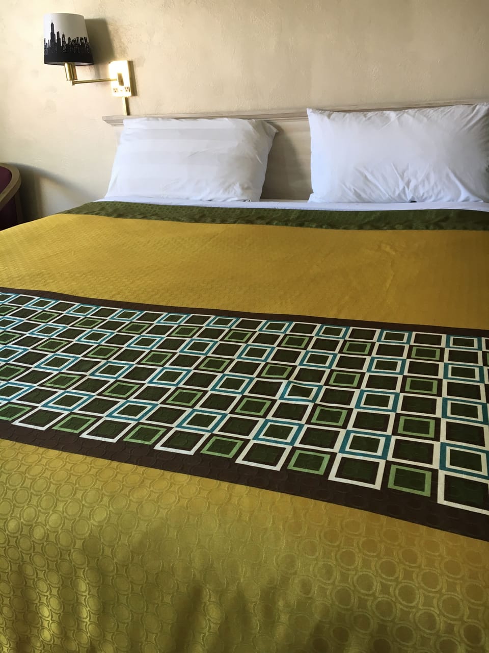 Desk, iron/ironing board, free WiFi, bed sheets