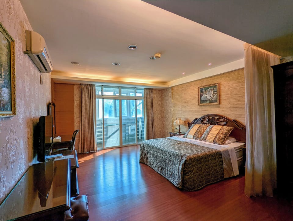 Standard Double Room, 1 Bedroom | Blackout drapes, soundproofing, free WiFi, bed sheets