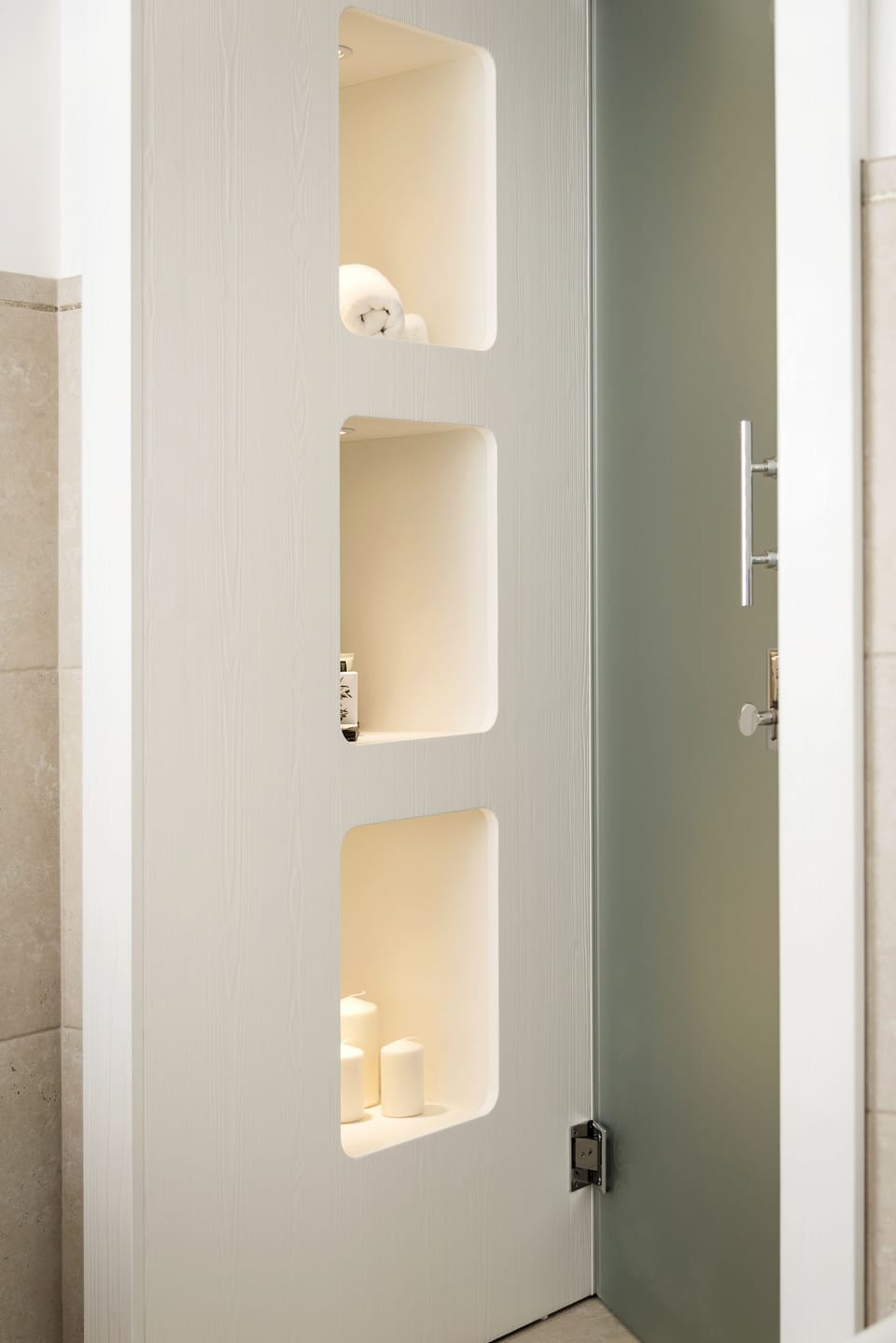 Shower, free toiletries, hair dryer, slippers