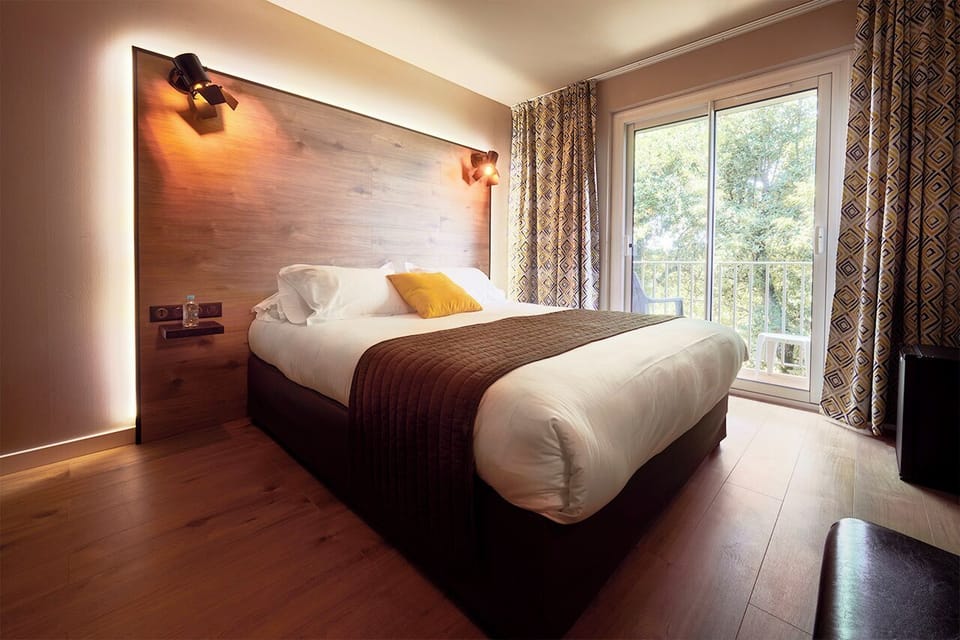 Superior Double Room | WiFi (free), bed sheets