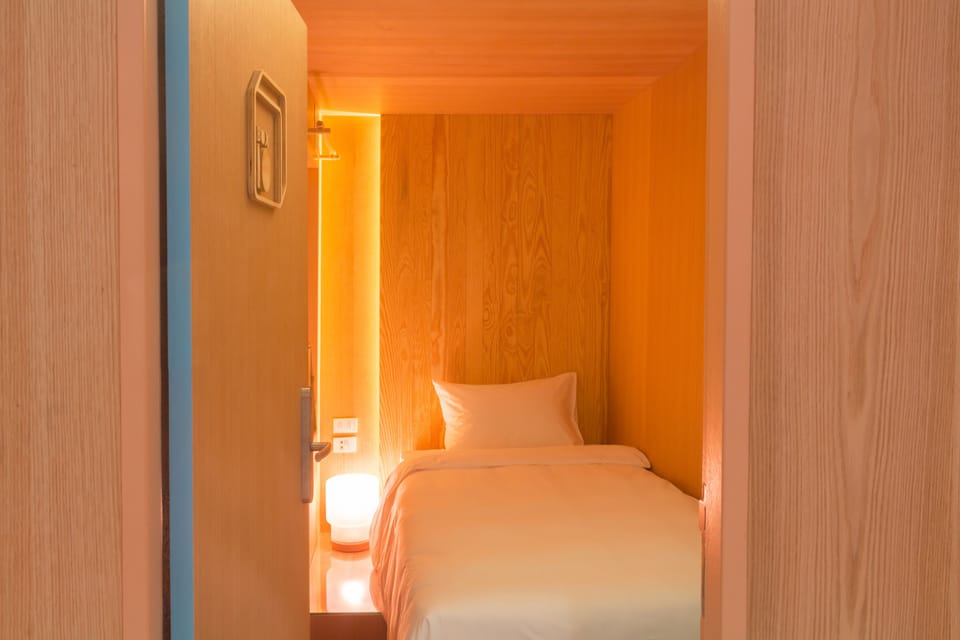 In-room safe, desk, soundproofing, free WiFi