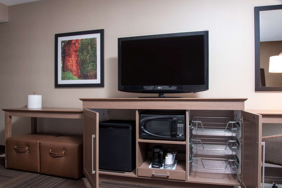 In-room safe, iron/ironing board, free cribs/infant beds, rollaway beds
