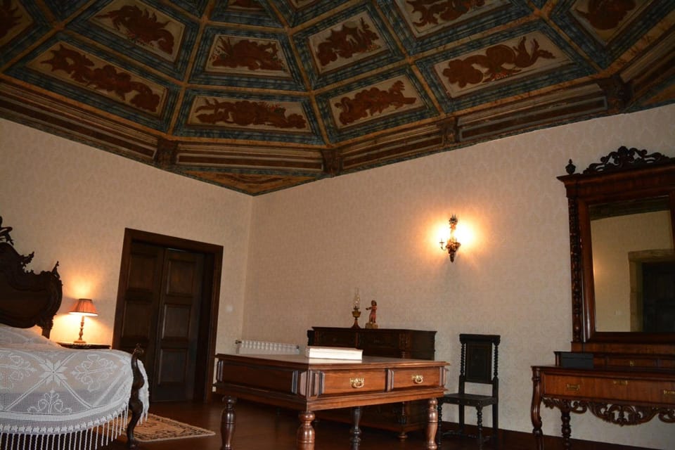 Suite | Soundproofing, free cribs/infant beds, free WiFi