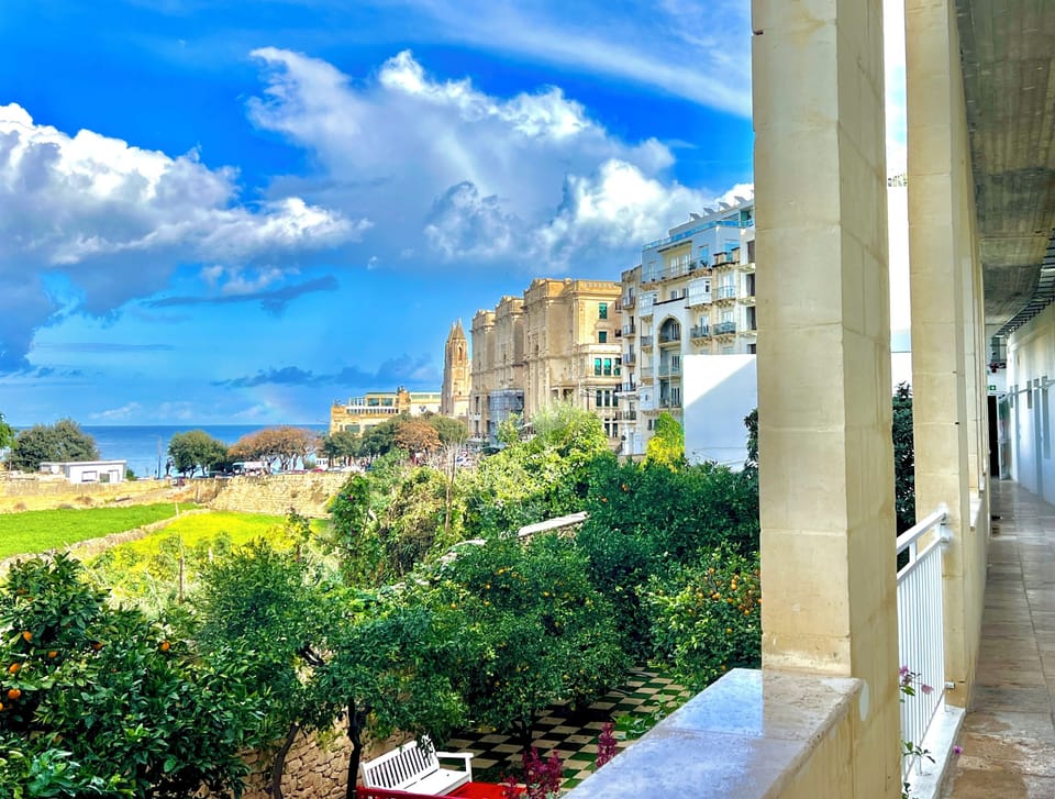 Shared Dormitory, Mixed Dorm (6 beds) | Terrace/patio