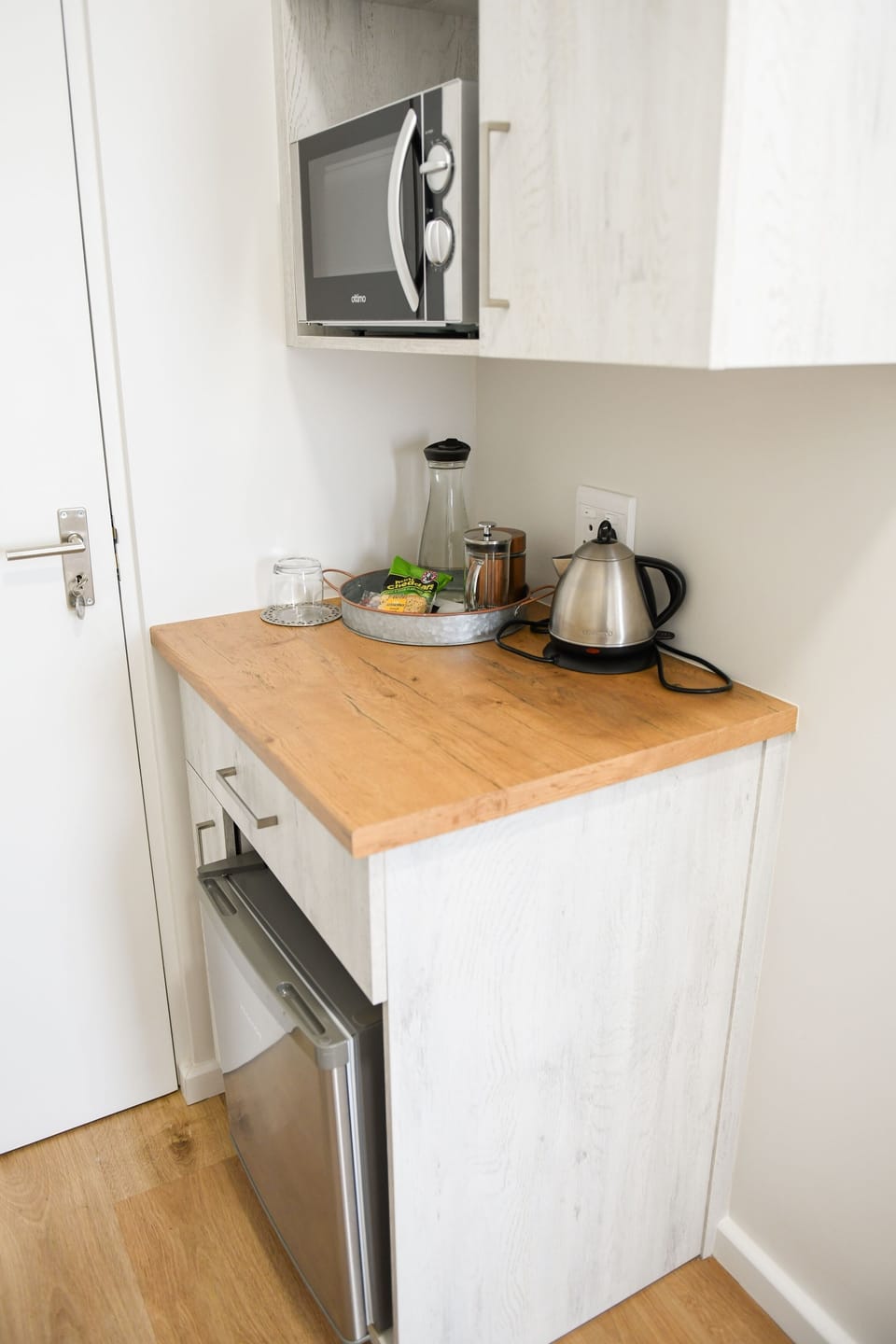 Petit Palm ll | Minibar, in-room safe, desk, soundproofing