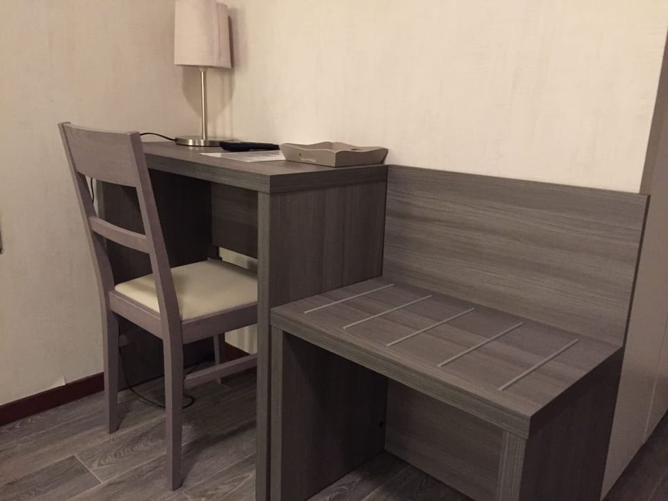 Superior Double Room | 1 bedroom, premium bedding, desk, blackout drapes