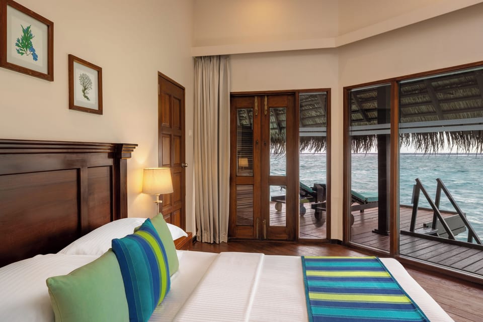 Villa (Sunset Water) | Minibar, in-room safe, individually furnished, desk