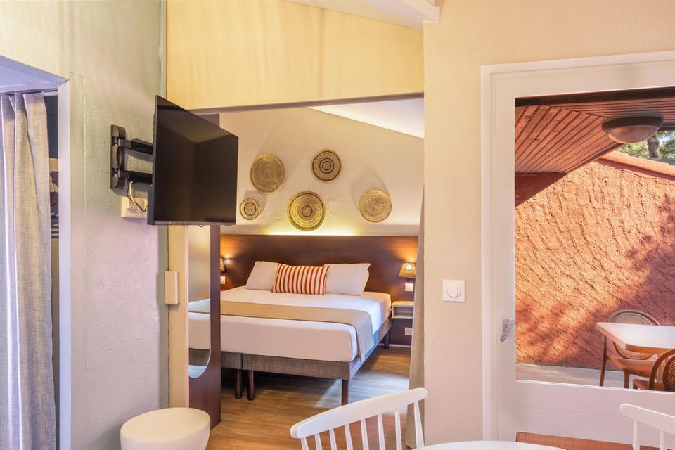 In-room safe, iron/ironing board, free cribs/infant beds, free WiFi