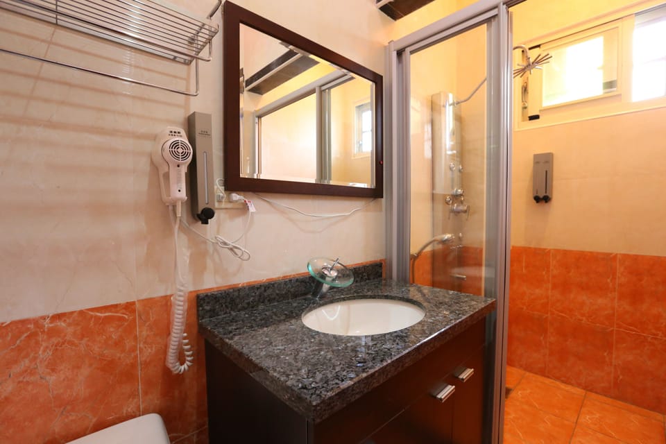 Double Room | Bathroom | Hair dryer, slippers, towels